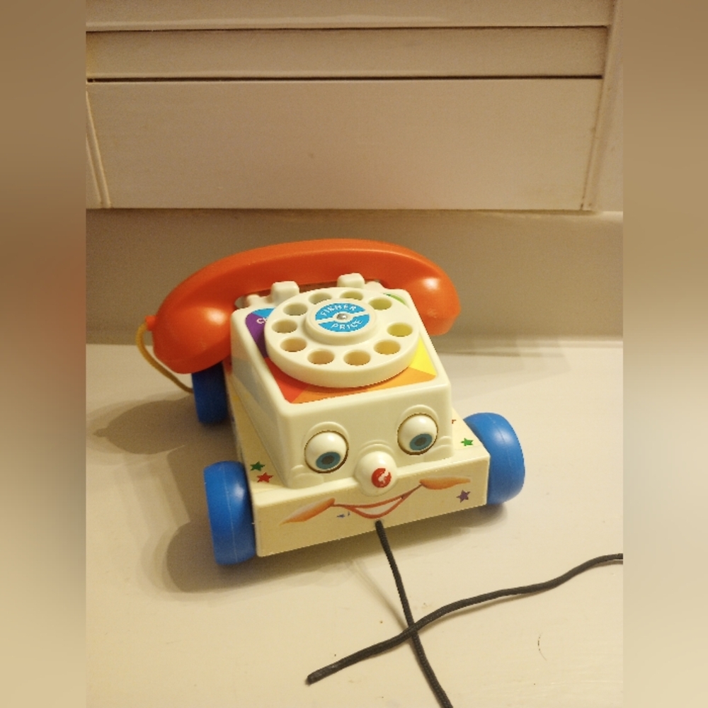 Fisher Price vintage chatterbox pull string telephone toy